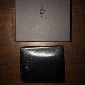 UGG Men’s Black 1978 Bill Fold Wallet